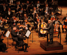 Série Ouro: Orquestra Sinfônica do Paraná atrai mais de 13,8 mil pessoas - Os concertos da Série Ouro apresentaram as quatro sinfonias do compositor alemão Johannes Brahms e trouxe convidados de renome internacional