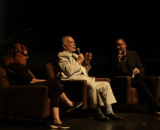 Diretor de "O Poderoso Chefão", Francis Ford Copolla lota Teatro Guaíra em aula de cinema