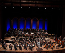 Oficinas, espetáculos no Teatro Guaíra e nova exposição marcam a agenda cultural