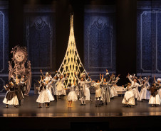O Quebra-Nozes leva a magia do Natal ao palco do Teatro Guaíra e fecha calendário de 2024