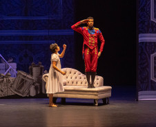 O Quebra-Nozes leva a magia do Natal ao palco do Teatro Guaíra e fecha calendário de 2024