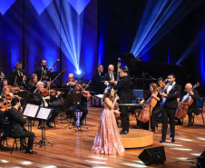 Guairão recebe concerto de Natal da Camerata Antiqua de Curitiba nesta quinta