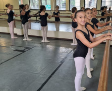 Escola de Dança Teatro Guaíra recebeu 173 inscrições para 2025