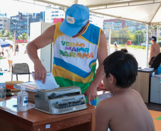 Praia e leitura: Biblioteca Pública promove doações e empréstimos no Verão Maior