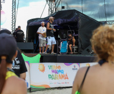 Pagode da banda Terezo e Campeonato Paranaense agitaram o Palco Sunset