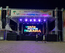 Shows de samba e sertanejo abrem temporada dos palcos Sunset no Noroeste