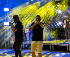 Shows de samba e sertanejo abrem temporada dos palcos Sunset no Noroeste