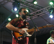 Temporada de shows gratuitos do Verão Maior começa com artistas paranaenses
