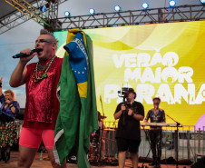 Denorex 80 leva música para todos os gostos em show no Palco Sunset de Caiobá