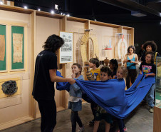 Museu Paranaense tem atividades de férias gratuitas para crianças e adolescentes