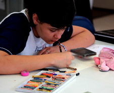 Inscrições para oficinas do Centro Juvenil de Artes Plásticas abrem na segunda-feira