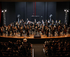 Orquestra Sinfônica encanta moradores de Almirante Tamandaré 