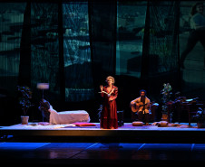 FESTIVAL DE CURITIBA | “Júpiter e a Gaivota” faz uma releitura “feminina e feminista” do clássico de Anton Tchekhov