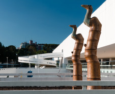 Museu Oscar Niemeyer é destaque em importante publicação de arte internacional