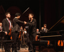 2 mil pessoas acompanharam o concerto da Orquestra Sinfônica do Paraná neste domingo