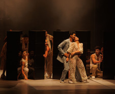 Emoção e casa cheia: Orfeu e Eurídice marca temporada do Balé Teatro Guaíra no Guairão