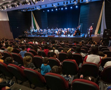 Projeto que leva Orquestra Sinfônica do Paraná para fora do Guaíra forma novas plateias