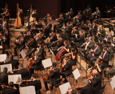 Orquestra Sinfônica comemora 40 anos com show monumental com 200 pessoas no palco