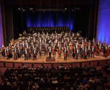 Concertos: mais de 6 mil pessoas celebram os 40 anos da Orquestra Sinfônica do Paraná