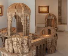Claudia Raia, exposição latina no MIS e literatura paranaense estão na agenda cultural