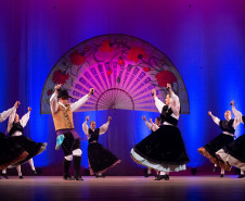 Apoiado pelo Estado, Festival Folclórico e de Etnias do Paraná une cultura e turismo