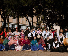 Apoiado pelo Estado, Festival Folclórico e de Etnias do Paraná une cultura e turismo