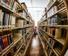 100 anos de Dalton Trevisan e oficinas: veja a agenda de junho da Biblioteca Pública 