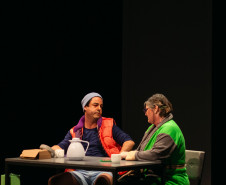Teatro José Maria Santos recebe em julho espetáculo de humor “Bom Dia, Grupo!”