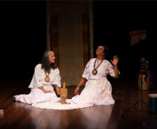 Teatro Zé Maria recebe temporada curta da peça "Enquanto contava, Chico Rei"