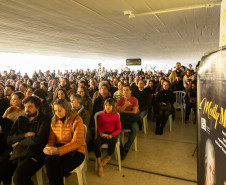 Orquestra Sinfônica leva 1.800 pessoas ao vão-livre do MON para celebrar a obra de Mozart