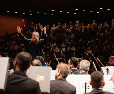 Orquestra Sinfônica emociona Guairão com Strauss e convidados internacionais