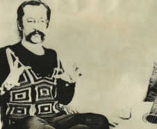 Um bigode que não sai de moda: conheça a obra de Paulo Leminski, homenageado da Flip