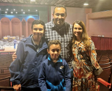 O pequeno Lucas Chimansky de Souza, de apenas nove anos, se emocionou ao assistir seu ídolo. “Foi muito top. O Guido tocou e eu adorei. Eu também toco violino, então é inspirador assistir de perto”, disse. Ele acompanhou o concerto com toda a família, incluindo o irmão, Pedro Chimansky de Souza, que também é músico e toca violoncelo.