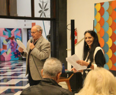Biblioteca Pública do Paraná (BPP) - Oficina Permanente de Poesia Oficina de poesia coordenada por Lilia Souza, da Academia Paranaense da Poesia.