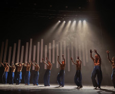 Balé Teatro Guaíra lota apresentações em Jacarezinho e emociona público do 20º EnCena