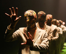 Centro Cultural Teatro Guaíra - O Balé Teatro Guaíra sobe ao palco do auditório Salvador de Ferrante (Guairinha) neste fim de semana para a pré- estreia de “Stol – Uma Questão de Confiança”, nova coreografia de Alessandro Sousa Pereira.