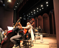 Teatro Guaíra traz arquiteto referência em acústica para melhorar o som do espaço