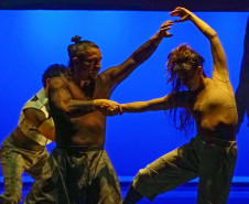 Turnê do Balé Teatro Guaíra leva dança contemporânea a Arapongas e Jacarezinho