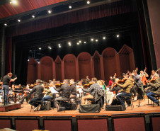 Teatro Guaíra traz arquiteto referência em acústica para melhorar o som do espaço