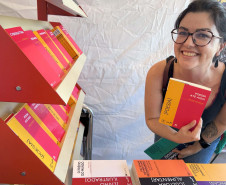 Na Flip, Biblioteca Pública do Paraná lança 81 livros de autores paranaenses com distribuição gratuita