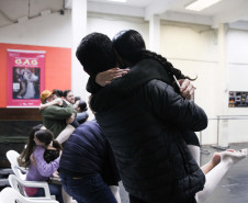 Escola de Dança Teatro Guaíra promove aulas especiais com os pais dos alunos