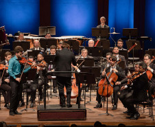 Concerto da Orquestra Sinfônica do Paraná (OSP) em homenagem ao compositor Sergei Prokofiev. Sob a regência do maestro convidado Christian Vásquez, e com participação do solista Guido Sant’Anna, o programa reuniu duas das mais importantes obras do século 20: o Concerto nº 2 para Violino e a Sinfonia nº 5 em Si bemol maior