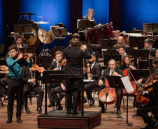Concerto da Orquestra Sinfônica do Paraná (OSP) em homenagem ao compositor Sergei Prokofiev. Sob a regência do maestro convidado Christian Vásquez, e com participação do solista Guido Sant’Anna, o programa reuniu duas das mais importantes obras do século 20: o Concerto nº 2 para Violino e a Sinfonia nº 5 em Si bemol maior