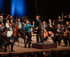 Concerto da Orquestra Sinfônica do Paraná (OSP) em homenagem ao compositor Sergei Prokofiev. Sob a regência do maestro convidado Christian Vásquez, e com participação do solista Guido Sant’Anna, o programa reuniu duas das mais importantes obras do século 20: o Concerto nº 2 para Violino e a Sinfonia nº 5 em Si bemol maior