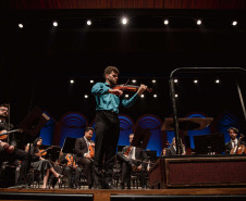 Concerto da Orquestra Sinfônica do Paraná (OSP) em homenagem ao compositor Sergei Prokofiev. Sob a regência do maestro convidado Christian Vásquez, e com participação do solista Guido Sant’Anna, o programa reuniu duas das mais importantes obras do século 20: o Concerto nº 2 para Violino e a Sinfonia nº 5 em Si bemol maior