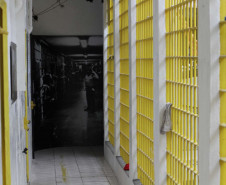 Museu da Imagem e do Som (MIS-PR) - Visita guiada – "Desse Lado do Muro" (Projeto Cárcere) – A visita explora a antiga central de custódia da Rua Barão do Rio Branco, no Centro de Curitiba, recentemente anexada ao MIS-PR