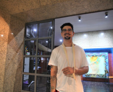 Balé Teatro Guaíra lota apresentações em Jacarezinho e emociona público do 20º EnCena