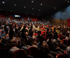 Balé Teatro Guaíra lota apresentações em Jacarezinho e emociona público do 20º EnCena