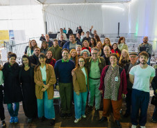Comunidade de Foz participa de encontro com equipe do Centre Pompidou Paraná para debater novo museu