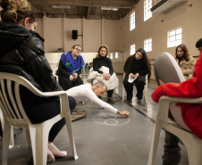 Consciência corporal: Teatro Guaíra abre inscrições para curso gratuito em Arapongas
